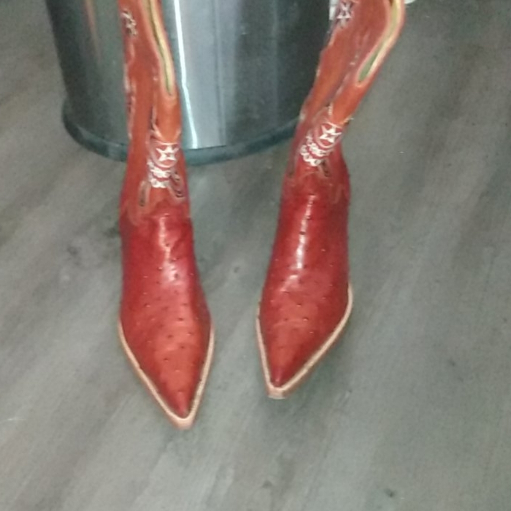 Cowboy boots - Picture 2 of 3